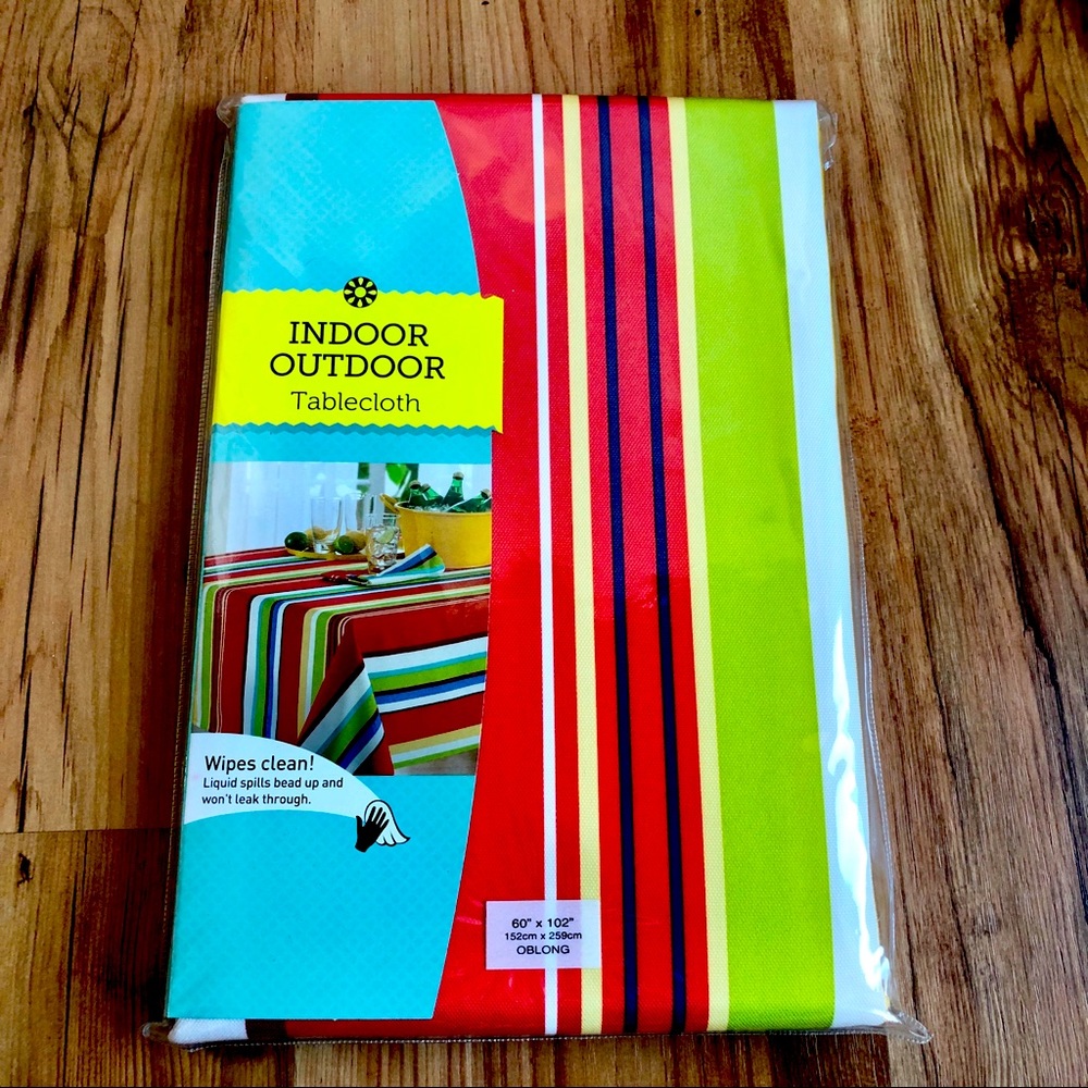 NEW Tablecloth Oblong INDOOR OUTDOOR NWT